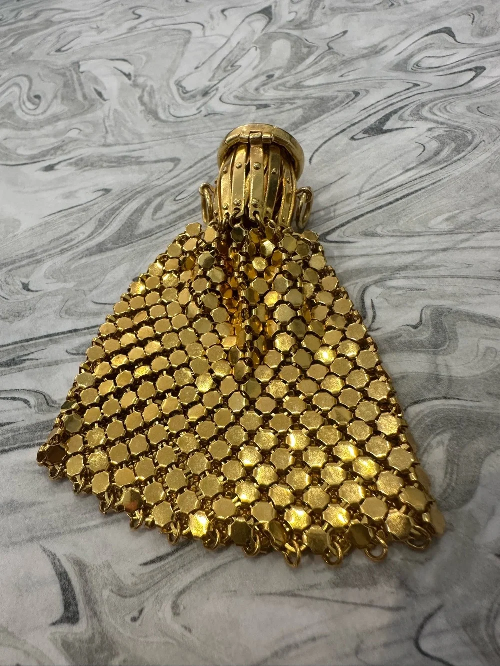 Vintage Gold Metal Mesh Chain Bag & Coin Holder - Picture 4 of 13